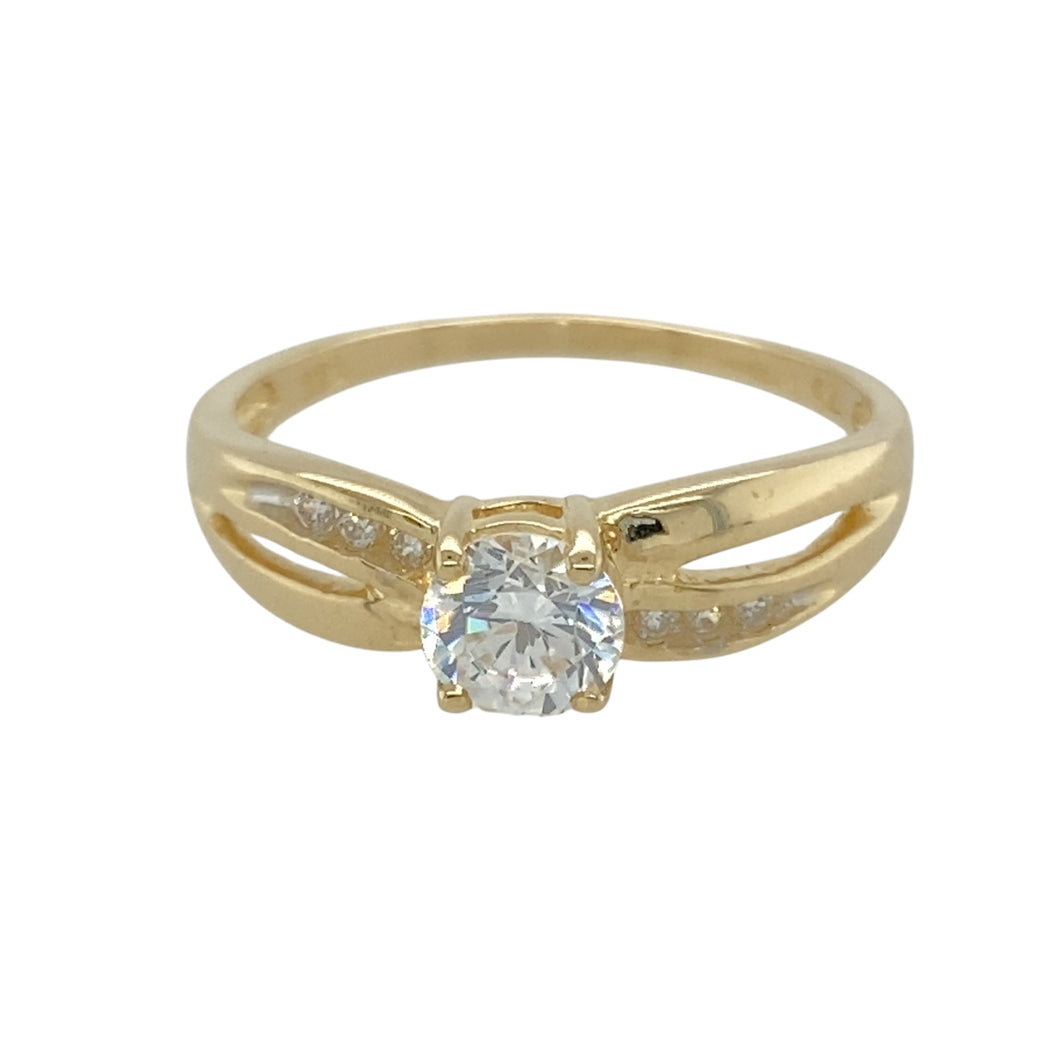9ct Gold & Cubic Zirconia Set Solitaire Ring