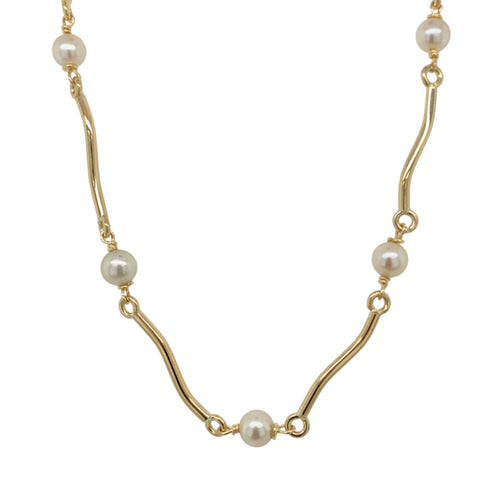 9ct Gold & Pearl Set 16