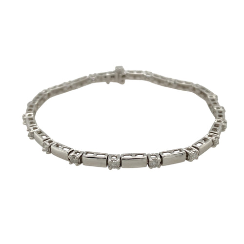 9ct White Gold & Diamond Set Bar 7.25