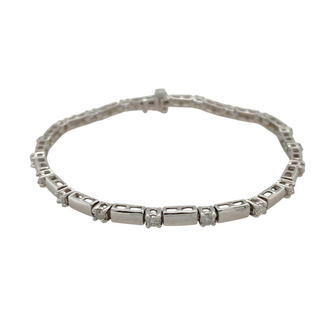 9ct White Gold & Diamond Set Bar 7.25