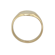 Load image into Gallery viewer, 9ct Gold Patterned Oval Signet Ring
