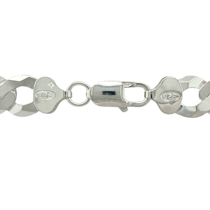 Make a bold and lasting impression with this new 925 silver 22" curb chain, offering substantial weight and classic styling for a powerful and timeless look:

Design: A traditional curb link chain featuring wide, flat interlocking links that create a sleek, flexible drape and a confident, polished appearance.
Material: Crafted from solid 925 sterling silver, the chain features a bright, polished finish that highlights its clean, bold design.
