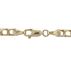 Add bold structure and timeless shine to your collection with this pre-owned 9ct yellow gold square shape link curb chain—classic in style with a distinctive edge.

Design: This 18" chain features square-shaped curb links, each measuring 4mm wide, offering a clean, geometric twist on the traditional curb design.
Material: Made from 9-carat yellow gold, the highly polished finish enhances the sharp link profile and delivers a rich, elegant glow.
