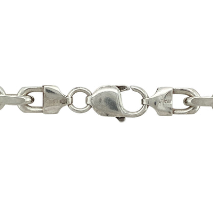 Add bold brilliance and timeless style to your collection with this pre-owned 925 silver faceted belcher chain—solid, striking, and designed to catch the light from every angle.

Design: The chain features classic 8mm wide belcher links with a faceted finish, creating a reflective surface that adds extra shine and texture to a traditional design.
Material: Made from 925 sterling silver, the high-polish and faceted detailing give the chain a premium, eye-catching appearance.
