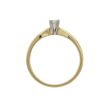 Load image into Gallery viewer, 18ct Gold &amp; Diamond Set Solitaire Ring
