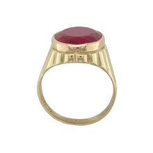 Load image into Gallery viewer, 9ct Gold &amp; Red Stone Signet Ring
