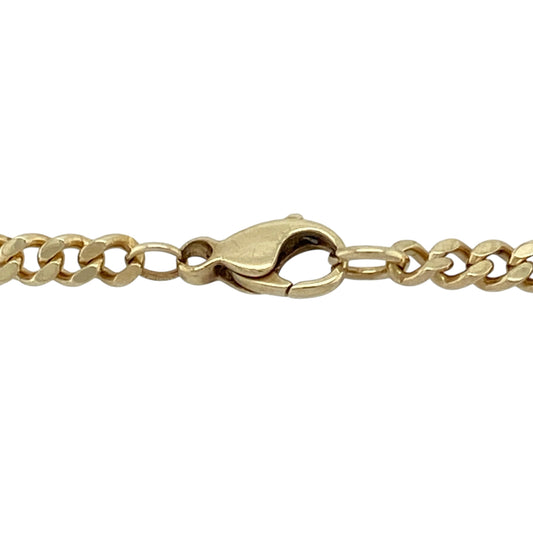 Elevate your jewellery collection with this pre-owned 9ct yellow gold 22" curb chain—a substantial and timeless piece ideal for bold everyday wear or statement layering.

Design: Featuring 3mm wide curb links, the chain showcases a classic interlocking pattern that lies flat for a sleek and polished appearance.
Material: Made from 9-carat yellow gold, the high-shine finish adds depth and warmth to the durable and structured design.
