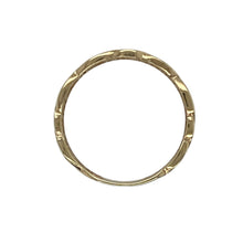 Load image into Gallery viewer, 9ct Gold Open Celtic Knot Band Ring
