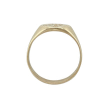 Load image into Gallery viewer, 9ct Gold Three Feather Oval Signet Ring

