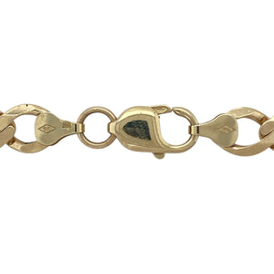 Bring bold luxury and timeless strength to your collection with this pre-owned 9ct yellow gold curb chain, offering a powerful statement and classic sophistication — perfect for elevating any look.

Design: This impressive 22" curb chain features substantial, closely interlocking links with a generous 9mm width, creating a strong and commanding silhouette that draws attention.
