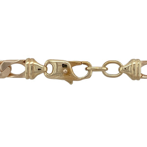 Add rich tone and classic design to your collection with this pre-owned 9ct rose gold curb chain, finished with a yellow gold clasp—bold, timeless, and full of character.

Design: This 20-inch chain features 5mm wide flat curb links in warm rose gold, offering a traditional, structured look with a subtle modern twist.
Material: Made from 9-carat rose gold with a contrasting yellow gold clasp, the polished finish highlights the depth of colour and craftsmanship.
