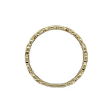 Load image into Gallery viewer, 9ct Gold Heart Celtic Open Patterned Band Ring
