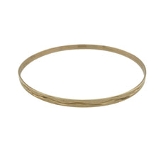 Load image into Gallery viewer, 9ct Solid Gold Diamond Cut Patterned Bangle
