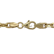 Load image into Gallery viewer, Bring bold style and versatile elegance to your collection with this pre-owned 9ct yellow gold faceted belcher chain—a substantial design perfect for both standalone wear and pairing with a pendant.

Design: The 16&quot; chain features classic belcher links with a faceted finish, adding extra texture and light-catching detail.
Material: Made from 9-carat yellow gold, the polished surface enhances the faceted links and offers timeless appeal.

