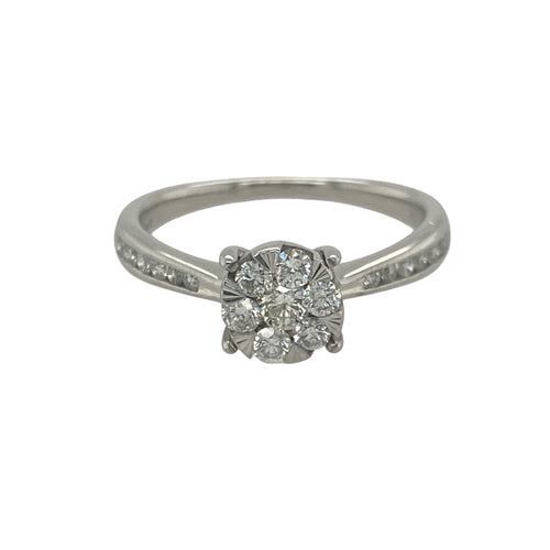 9ct White Gold & Diamond Set Cluster Illusion Solitaire Ring