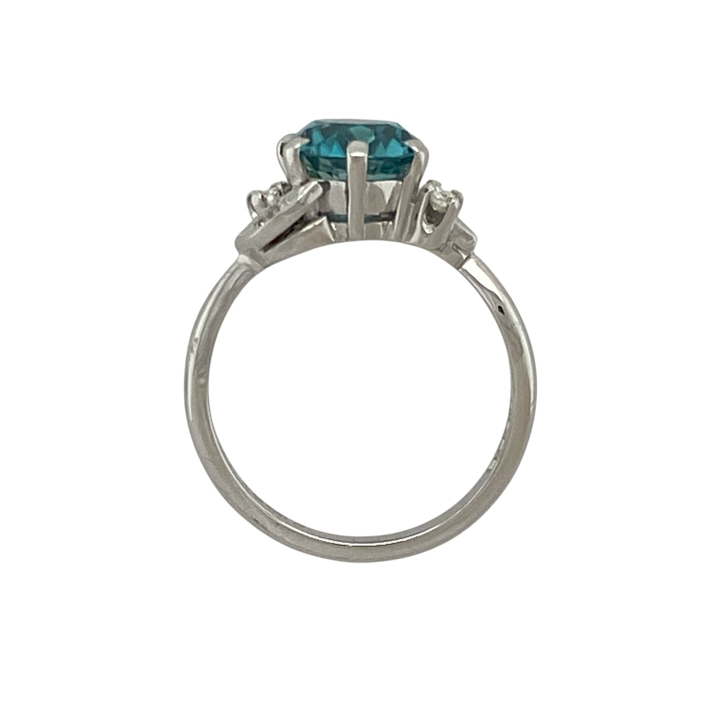 18ct White Gold Diamond & Blue Topaz Set Ring