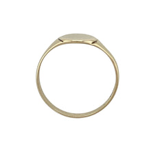 Load image into Gallery viewer, 9ct Gold Plain Oval Signet Ring
