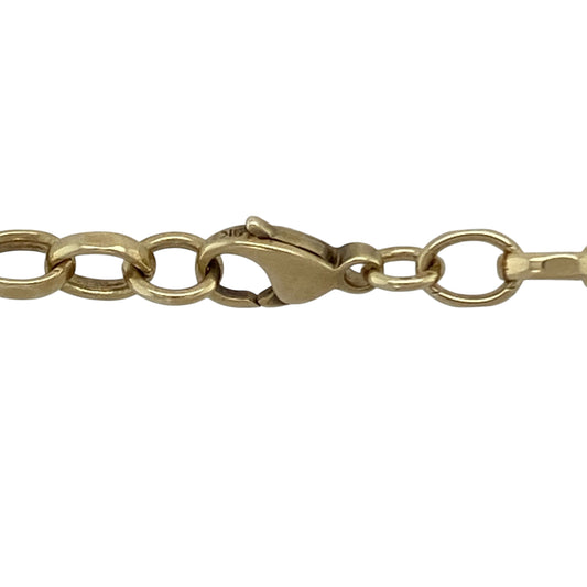 Bring timeless strength and bold elegance to your collection with this pre-owned 9ct yellow gold belcher chain—a classic design with substantial presence.

Design: The 22" chain features a traditional belcher link pattern with a 5mm width, offering a strong and balanced look.
Material: Made from 9-carat yellow gold, the polished finish enhances the warm tone and highlights the solid round links.