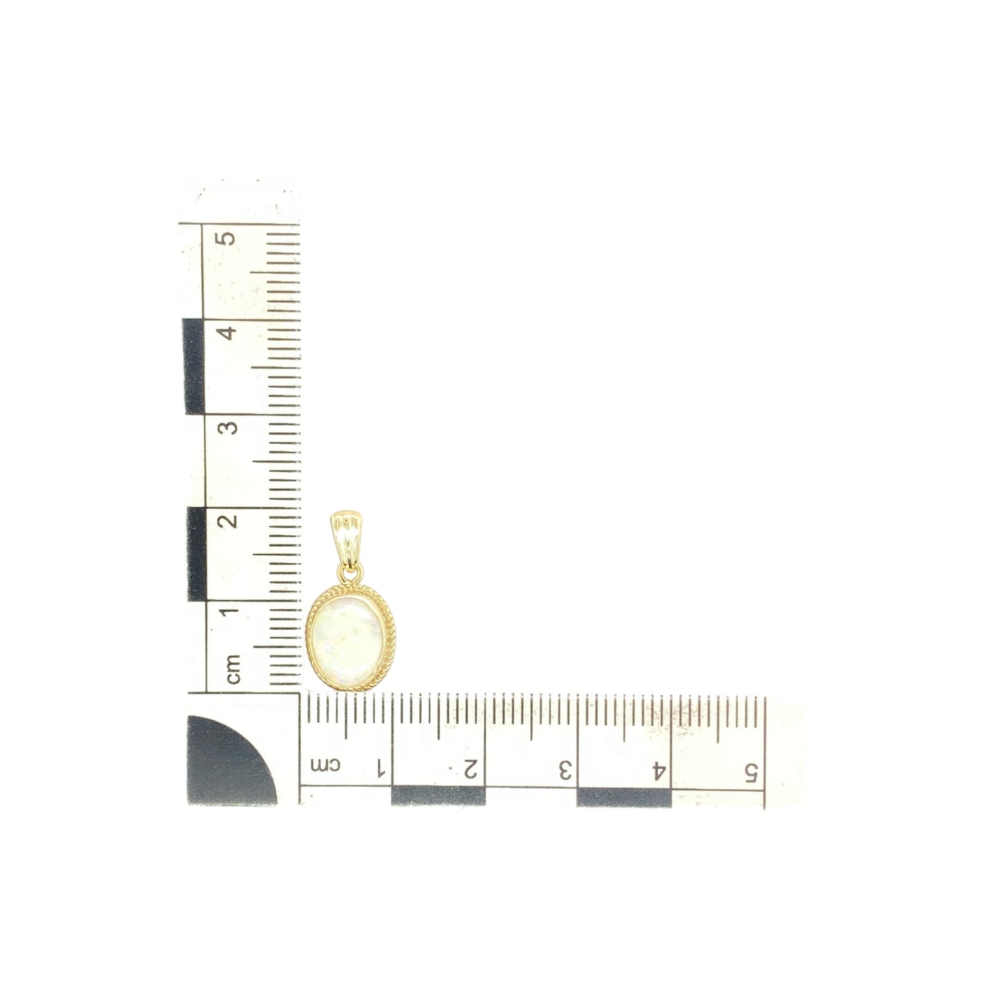 9ct Gold & Opalique Set Oval Pendant