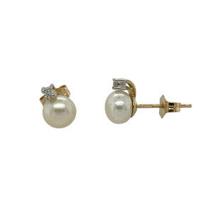 9ct Gold Diamond & Pearl Set Stud Earrings