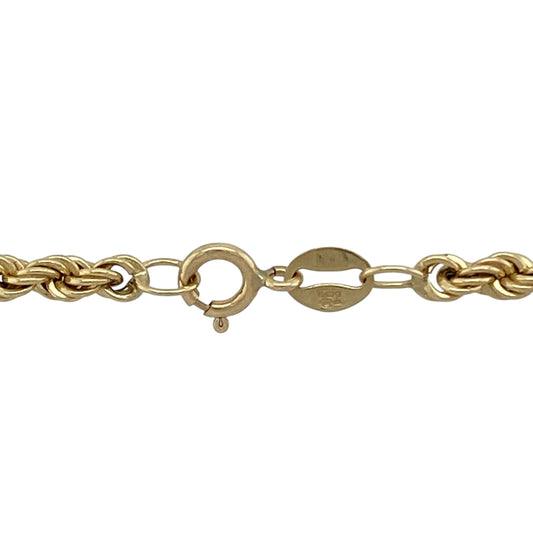 Bring bold texture and distinctive style to your collection with this pre-owned 9ct yellow gold rope chain, a timeless piece with a tapered design that adds both comfort and visual interest.

Design: The necklace features an 18-inch rope chain with twisted links measuring 6mm wide at the centre and tapering down to 3mm at the clasp, creating a strong yet refined look.
Material: Made from 9-carat yellow gold, the polished finish enhances the rope-style texture and delivers a radiant golden shine.