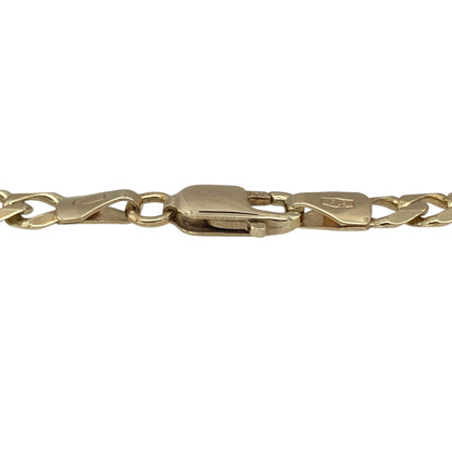 Bring classic style and versatile wear to your collection with this pre-owned 9ct yellow gold curb bracelet—a timeless design with everyday appeal.

Design: The bracelet features a 7.5-inch curb chain with 4mm wide links, creating a smooth and flexible style that lies comfortably on the wrist.
Material: Made from 9-carat yellow gold, the polished finish enhances the shine and rich golden tone of the links.