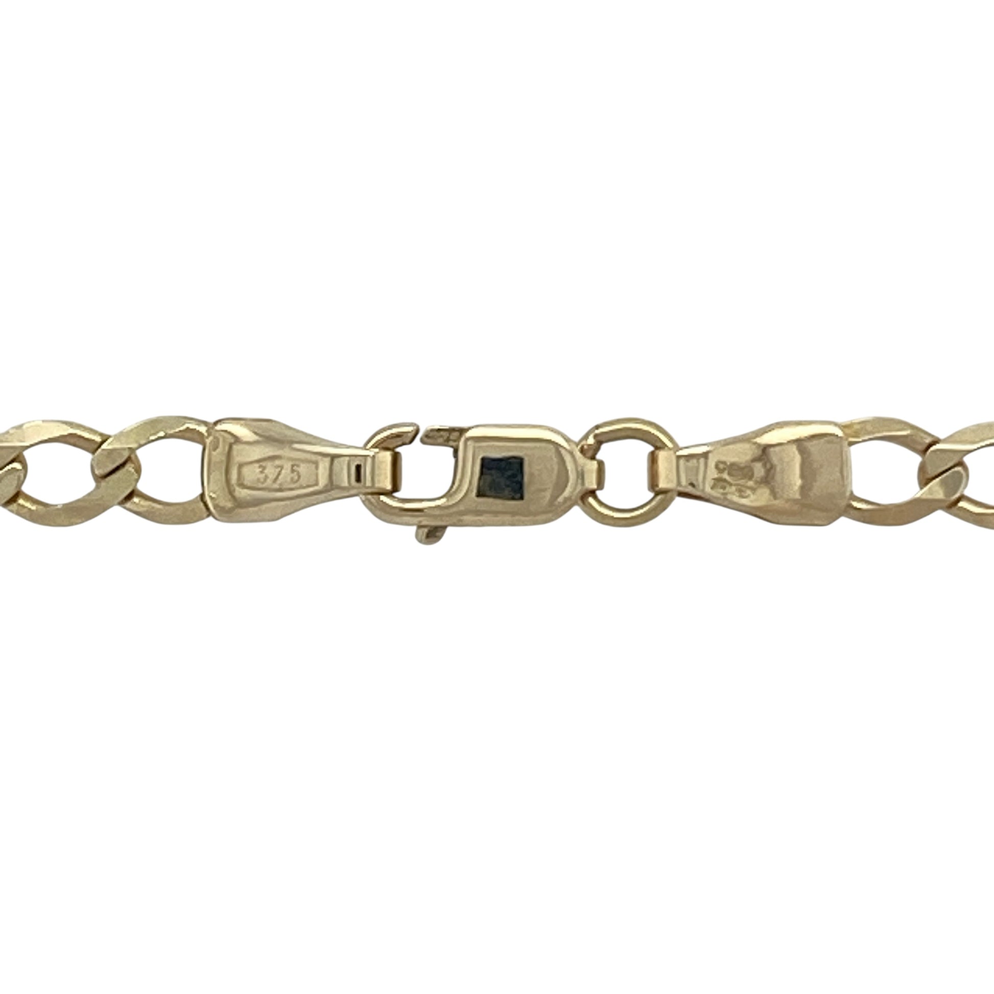 Bring classic Italian style and versatile elegance to your collection with this pre-owned 9ct yellow gold Figaro chain—a timeless design with everyday appeal.

Design: The chain measures 22 inches in length with 4mm wide alternating long and short links in the traditional Figaro style, offering both texture and sophistication.
Material: Made from 9-carat yellow gold, the polished finish enhances the shine and rich golden tones of the chain.