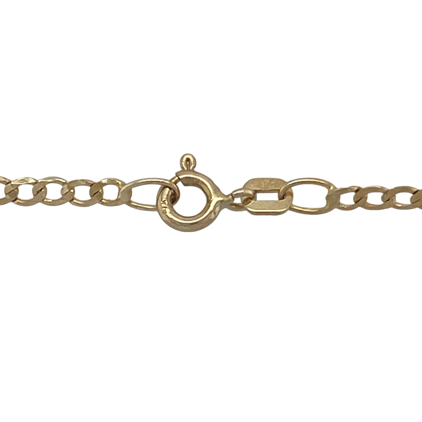 Bring classic style and everyday elegance to your collection with this pre-owned 9ct yellow gold curb chain, a versatile piece perfect for wearing alone or with a pendant.

Design: The chain measures 16 inches in length with links approximately 2.5mm wide, creating a sleek and traditional curb style.
Material: Made from 9-carat yellow gold, the polished finish enhances the warm tone and timeless appeal.