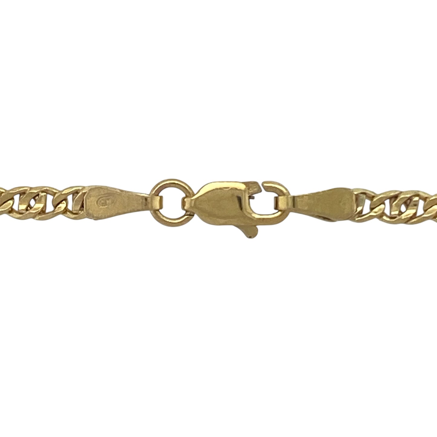 Bring distinctive style and everyday elegance to your collection with this pre-owned 9ct yellow gold fancy anchor chain, a versatile design with a unique twist on a classic look.

Design: The chain measures 22 inches in length with links approximately 2.5mm wide, styled in a fancy anchor pattern for added detail and character.
Material: Made from 9-carat yellow gold, the polished finish highlights the intricate link design and adds warm shine.