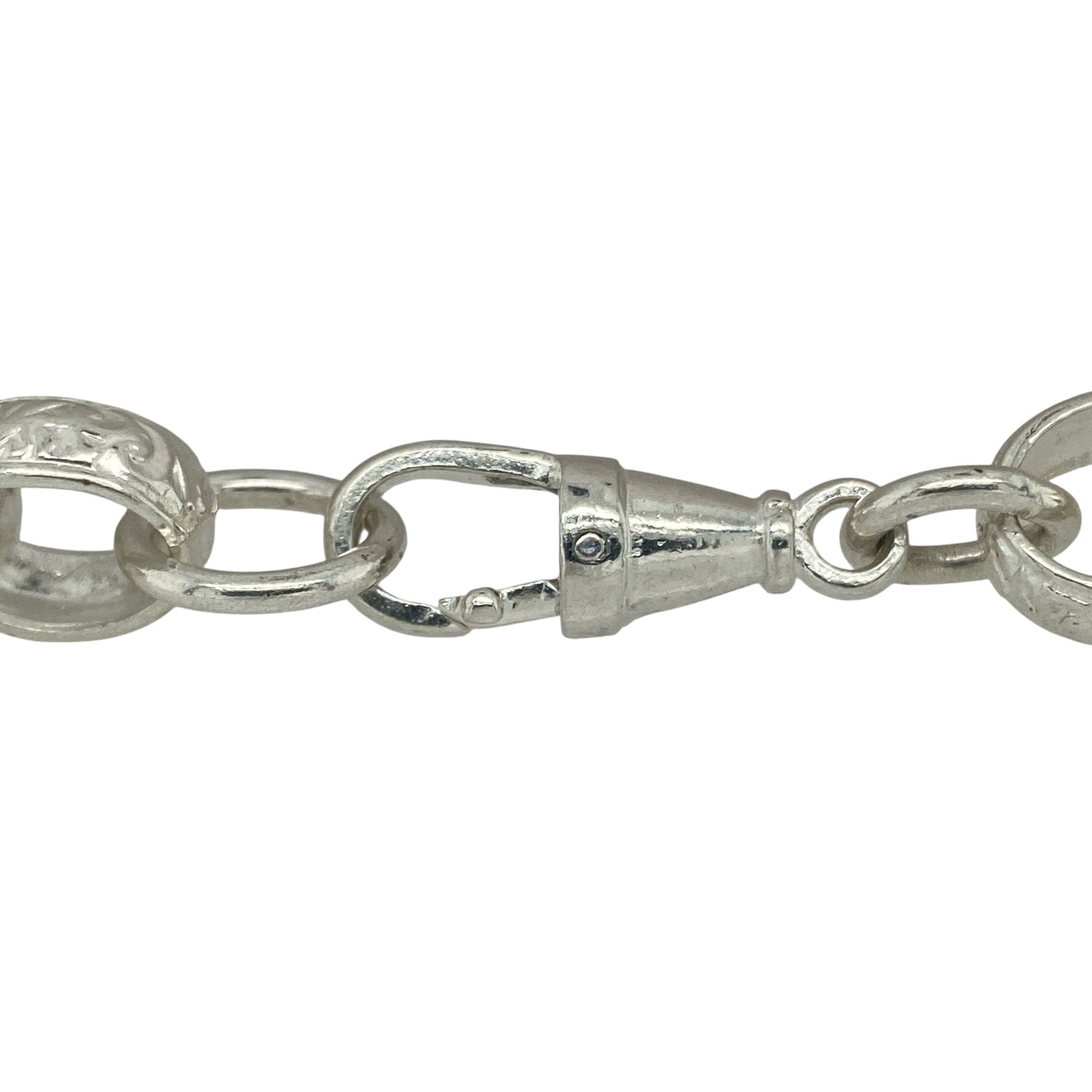 Bring bold sophistication and modern texture to your collection with this new 925 solid silver patterned belcher bracelet, a statement piece with striking detail.

Design: The bracelet measures 9 inches in length with 11mm wide alternating plain and patterned links, creating a distinctive and eye-catching look.
Material: Made from solid 925 sterling silver, the polished finish enhances the contrast between the plain and patterned links for a refined appearance.