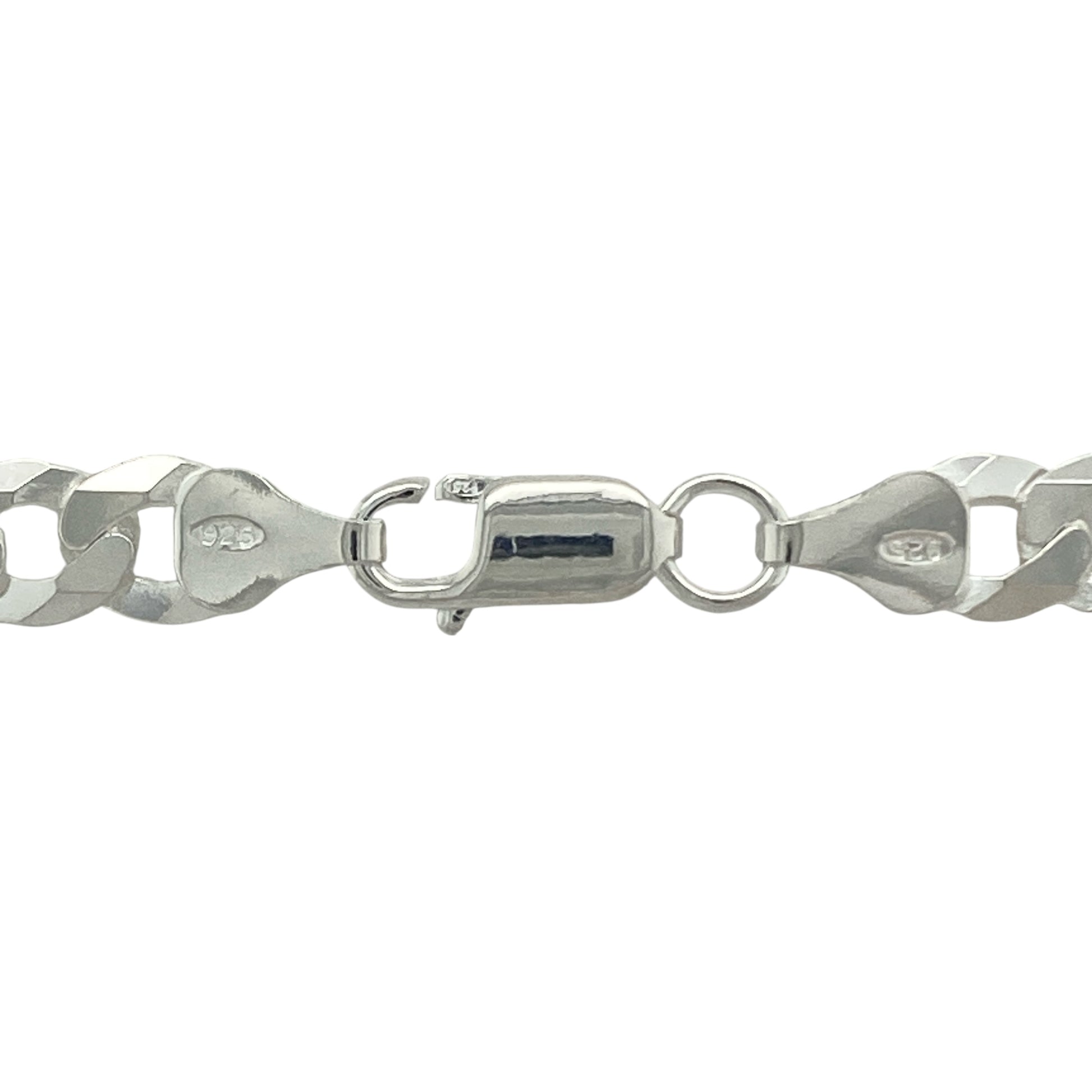 Bring bold shine and classic strength to your collection with this new 925 silver curb chain, a timeless design with a polished and versatile finish.

Design: The chain measures 24 inches in length with 7mm wide curb links, creating a strong and traditional look suitable for everyday wear.
Material: Made from solid 925 sterling silver, the polished surface enhances the smooth link design and gives the chain a bright, reflective shine.
