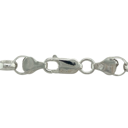 Bring bold sophistication and timeless appeal to your collection with this pre-owned 925 silver 20" Belcher chain, combining classic design with a substantial, polished finish—perfect for statement wear or everyday style.

Design: The chain features a traditional Belcher link pattern with rounded links measuring 7mm wide, creating a strong and eye-catching look with smooth, flowing movement.