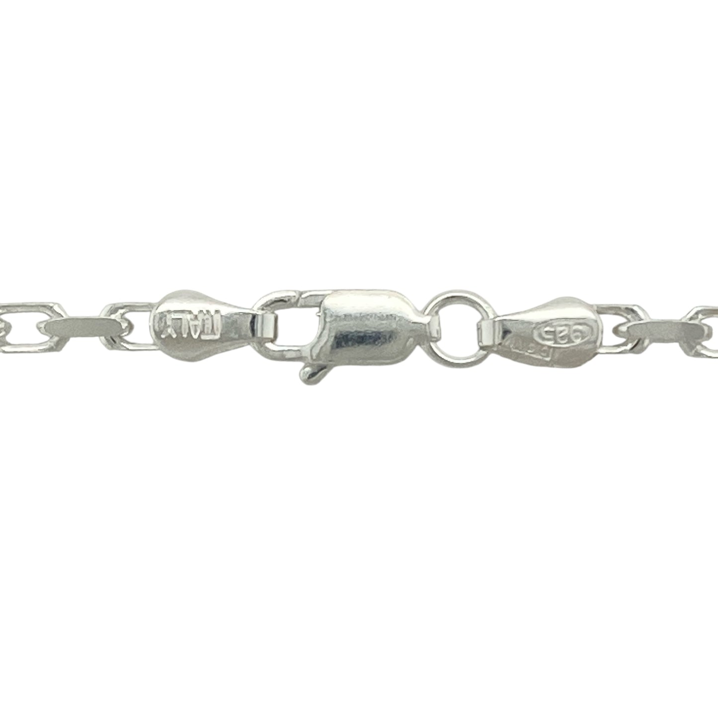 Bring classic shine and subtle sophistication to your collection with this new 925 solid silver 20" faceted Belcher chain, combining timeless design with a refined, light-catching finish—perfect for everyday wear or layering.

Design: The chain features a traditional Belcher link pattern with faceted detailing on each 3mm link, adding extra sparkle and depth to its polished appearance.