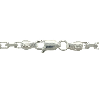 Bring classic shine and subtle sophistication to your collection with this new 925 solid silver 20" faceted Belcher chain, combining timeless design with a refined, light-catching finish—perfect for everyday wear or layering.

Design: The chain features a traditional Belcher link pattern with faceted detailing on each 3mm link, adding extra sparkle and depth to its polished appearance.