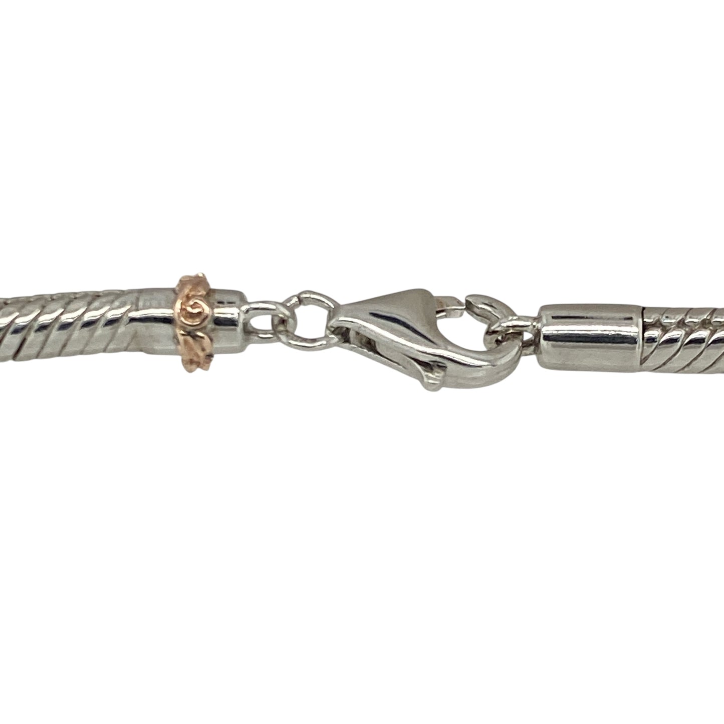 Bring timeless style and versatile elegance to your collection with this pre-owned 925 silver and 9ct rose gold Clogau bead charm bracelet—perfect for personalising with your favourite charms or wearing as a classic statement piece.

Design: The bracelet features a polished bead-style design that offers both strength and flexibility, finished with Clogau’s signature 9ct rose gold detailing for a touch of warmth and sophistication.
