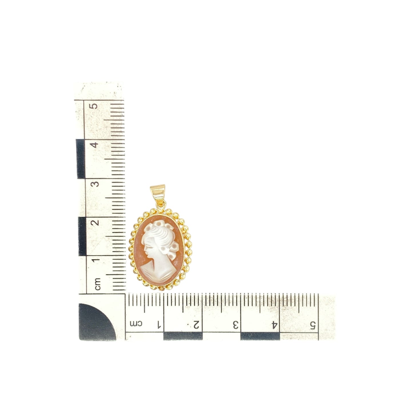 9ct Gold & Cameo Oval Pendant