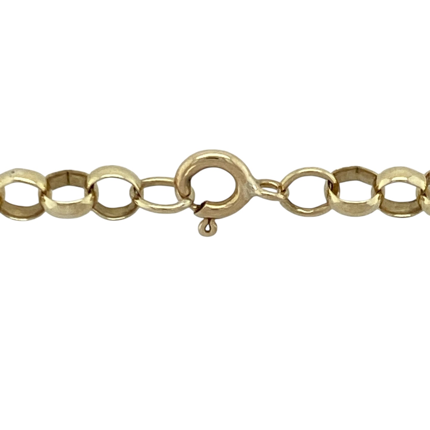 Bring bold elegance and timeless appeal to your collection with this pre-owned 9ct yellow gold 22" belcher chain—a classic statement piece that combines strength, shine, and sophistication.

Design: The chain features 5mm wide round belcher links, offering a traditional and stylish look with a smooth, polished finish that catches the light beautifully.
Material: Made from 9-carat yellow gold, the rich tone and lustrous surface give the chain a luxurious and versatile appearance.