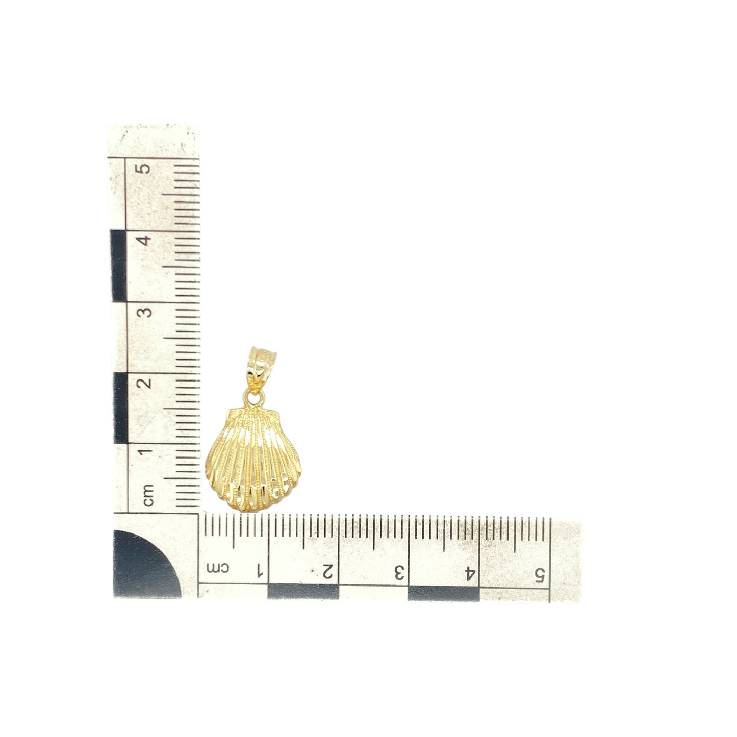 9ct Gold Seashell Pendant