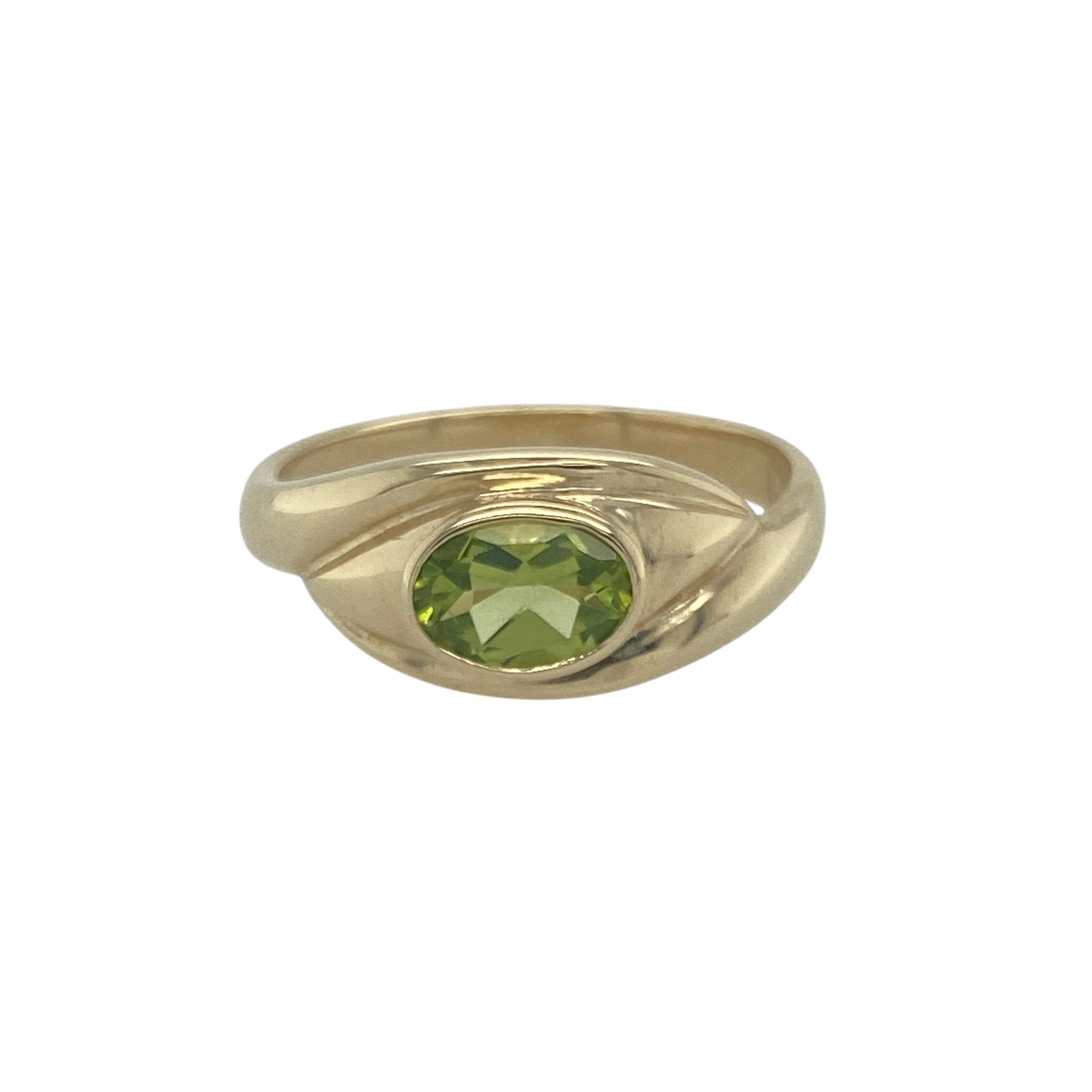 9ct Gold Oval Peridot Set Swirl Ring