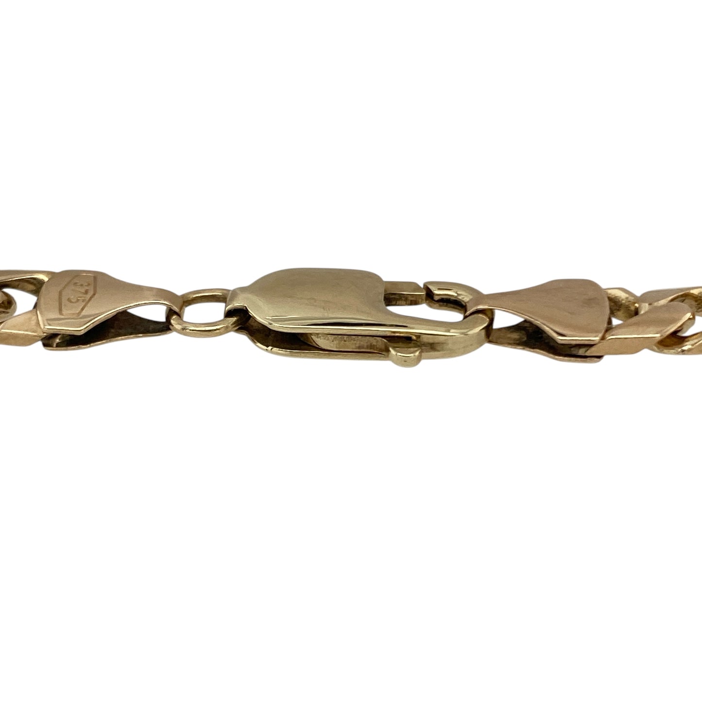 Bring bold style and timeless appeal to your collection with this pre-owned 9ct yellow gold curb bracelet—an impressive piece with classic masculine character.

Design: Featuring a traditional curb-link style with a strong 6mm link width, the bracelet offers a sleek, interlocking profile that sits comfortably on the wrist.
Material: Made in 9-carat yellow gold, the polished finish gives the links a warm, radiant shine.
