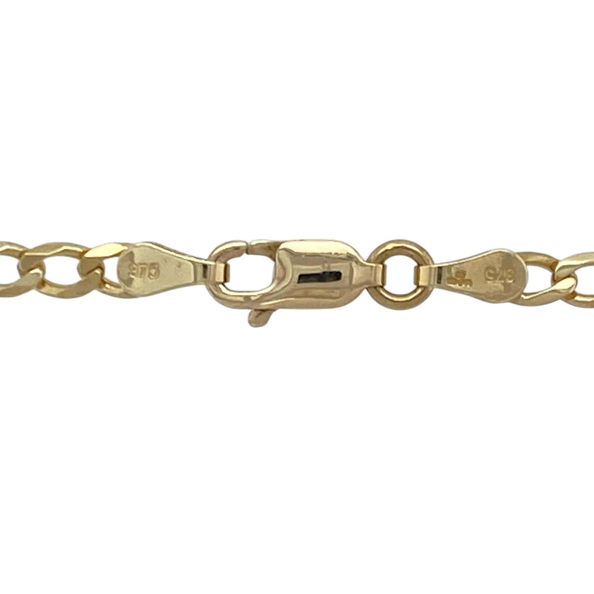 Bring classic shine and warm golden tone to your collection with this pre-owned 9ct yellow gold curb chain—an effortlessly stylish piece perfect for everyday wear or layering.

Design: This 20" curb chain features 3mm flat links that create a sleek, traditional profile with a smooth, easy drape.
Material: Made from 9-carat yellow gold, the chain offers a polished finish that enhances its bright, timeless appeal.