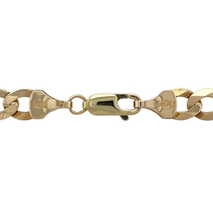 Bring classic shine and strong golden presence to your collection with this pre-owned 9ct yellow gold curb chain—an elegant piece offering timeless style and everyday durability.

Design: This 20" curb chain features 6mm flat links, creating a bold yet refined profile with a smooth, traditional drape.
Material: Made from 9-carat yellow gold, the chain displays a polished, radiant finish that enhances its rich, warm tone.