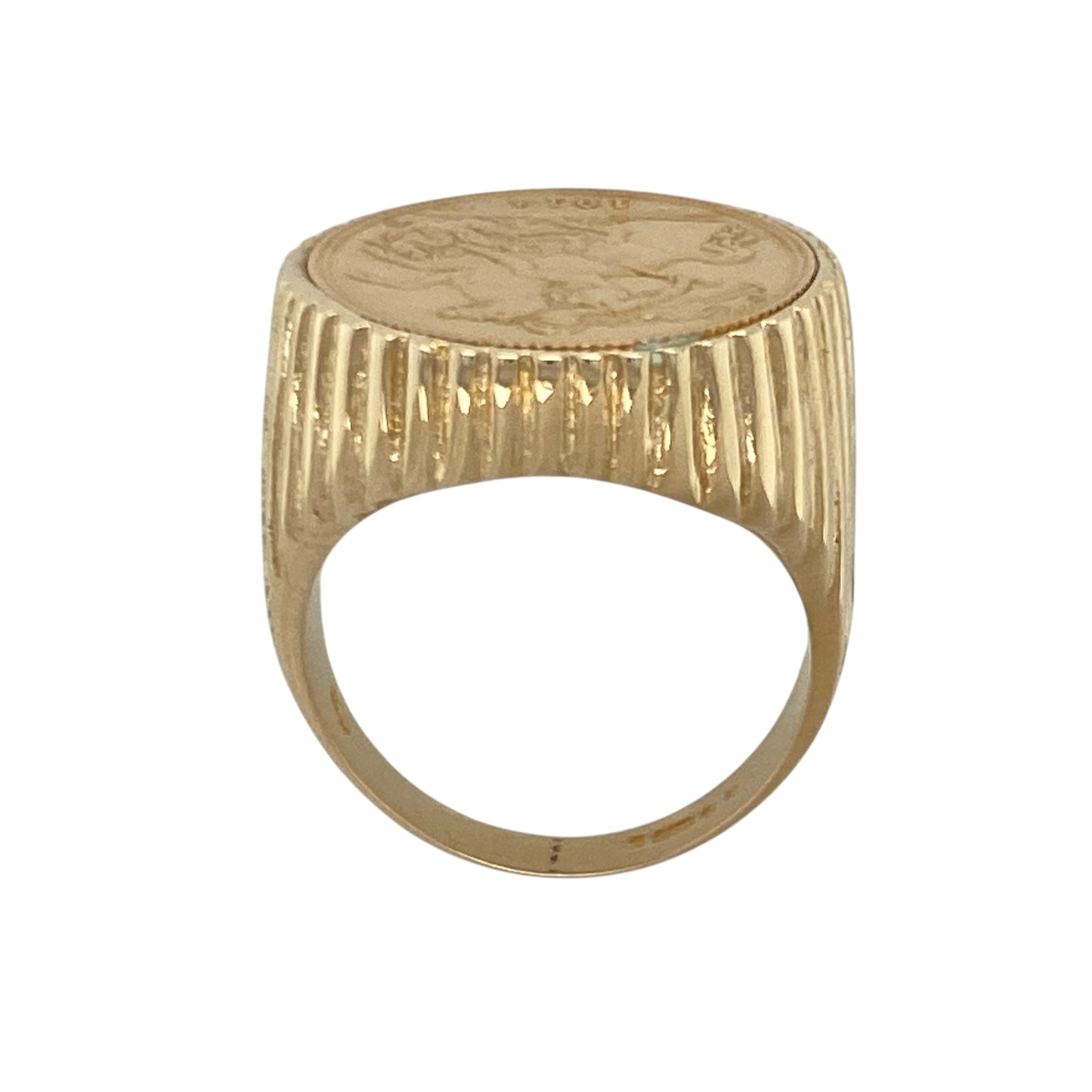 9ct Gold Mount Ring with 22ct Gold Full Sovereign