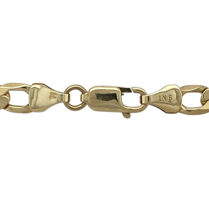 Bring bold style and warm golden shine to your collection with this pre-owned 9ct yellow gold Figaro chain—an iconic piece offering timeless appeal and confident presence.

Design: This 22" Figaro chain features 5mm alternating long and short links, creating a distinctive, eye-catching pattern with a smooth and stylish drape.
Material: Made from 9-carat yellow gold, the chain displays a polished, radiant finish that enhances its rich golden tone.