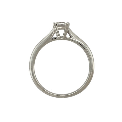 9ct White Gold & Diamond Illusion Set Solitaire Ring