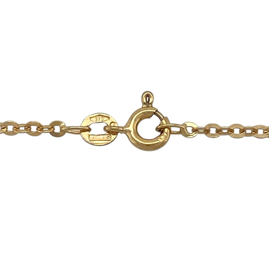 Bring classic simplicity and everyday versatility to your jewellery collection with this pre-owned 9ct yellow gold trace chain, offering a timeless and wearable design.

Design: The chain features a traditional trace link pattern, creating a clean and understated look that suits a wide range of styles.
Material: Made from 9-carat yellow gold, the warm polished finish gives the chain a classic and enduring appeal.
