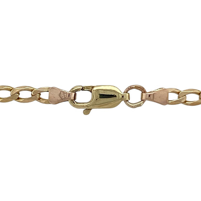 Bring classic style and everyday versatility to your jewellery collection with this pre-owned 9ct yellow gold curb chain, a timeless piece designed for comfortable, confident wear.

Design: The chain features a traditional curb link design with flat, closely interlocking links that sit smoothly against the neckline. With an approximate link width of 3mm, it offers a balanced and understated profile.