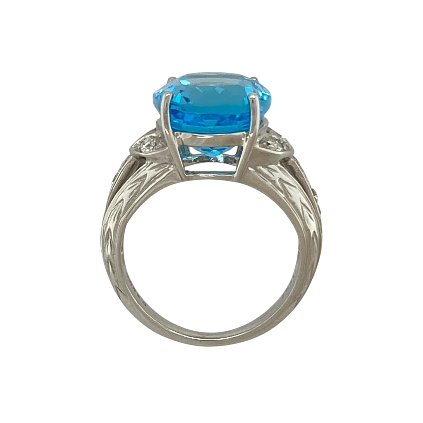 18ct White Gold Diamond & Blue Topaz Set Ring