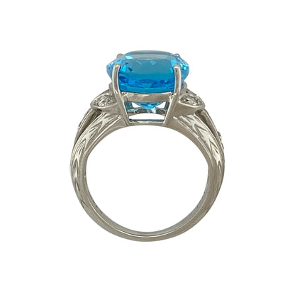 18ct White Gold Diamond & Blue Topaz Set Ring