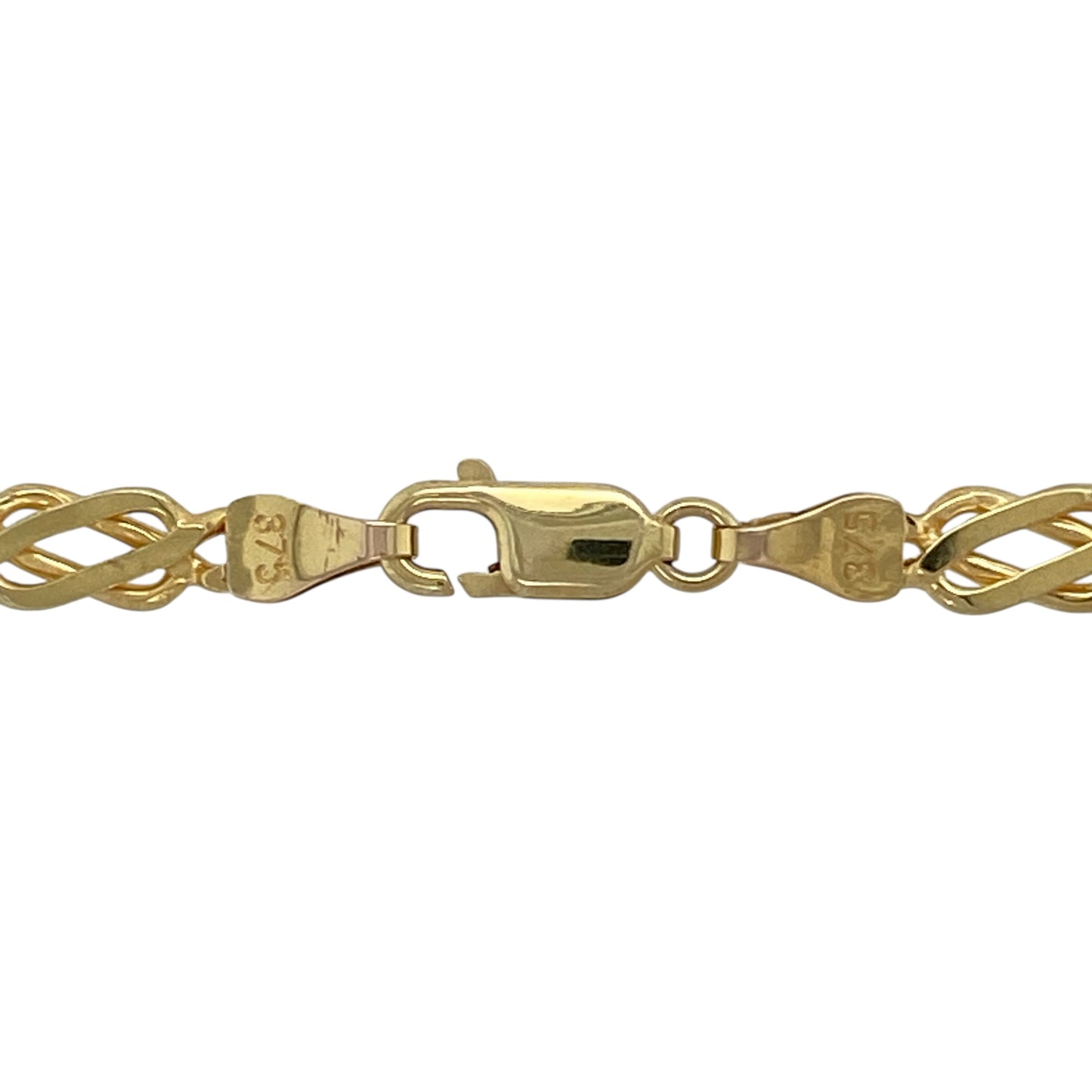 Bring heritage-inspired style and enduring elegance to your jewellery collection with this pre-owned 9ct yellow gold Celtic knot chain, a distinctive design rooted in tradition and timeless appeal.

Design: The chain features interlinked Celtic knot-style links with a width of approximately 4mm, creating a bold and intricately detailed look.
Material: Made from polished 9-carat yellow gold, the warm golden tone highlights the depth and character of the Celtic-inspired pattern.